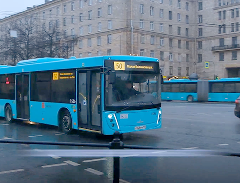 Петербургские автобусы получают приоритет на дорогах с помощью цифровых технологий